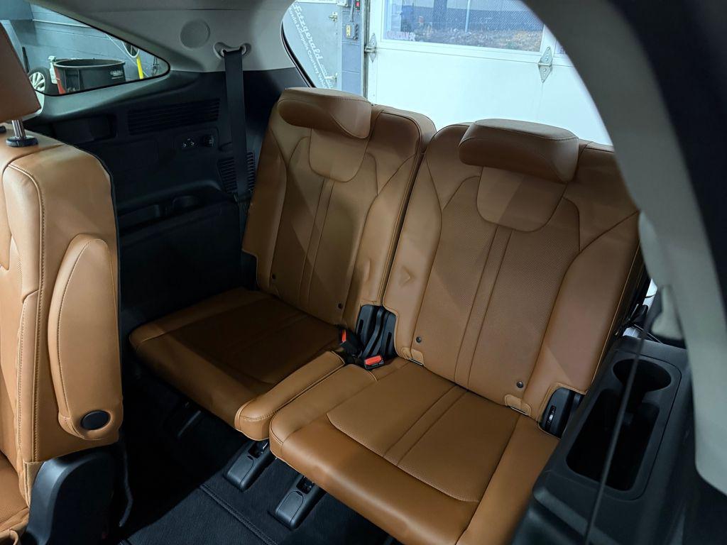 used 2023 Kia Sorento car, priced at $34,988