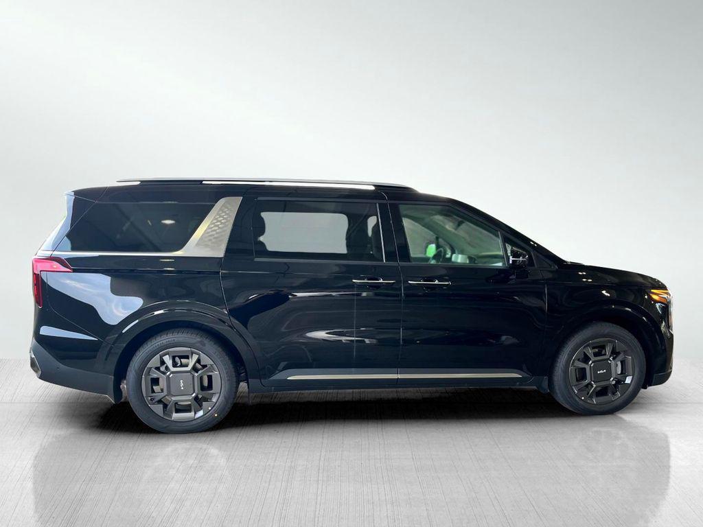 new 2025 Kia Carnival car, priced at $47,388