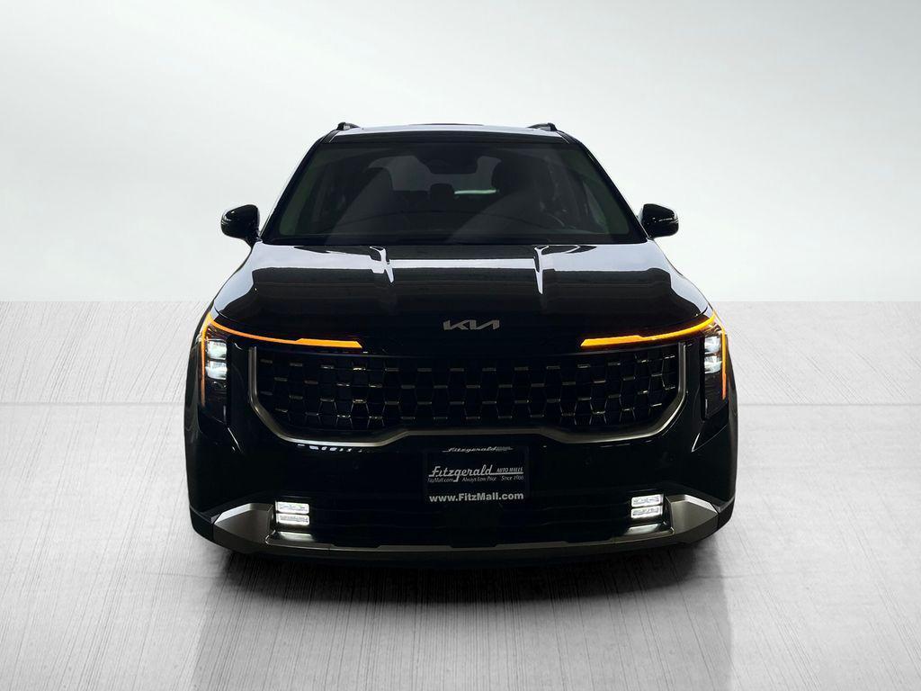 new 2025 Kia Carnival car, priced at $47,388