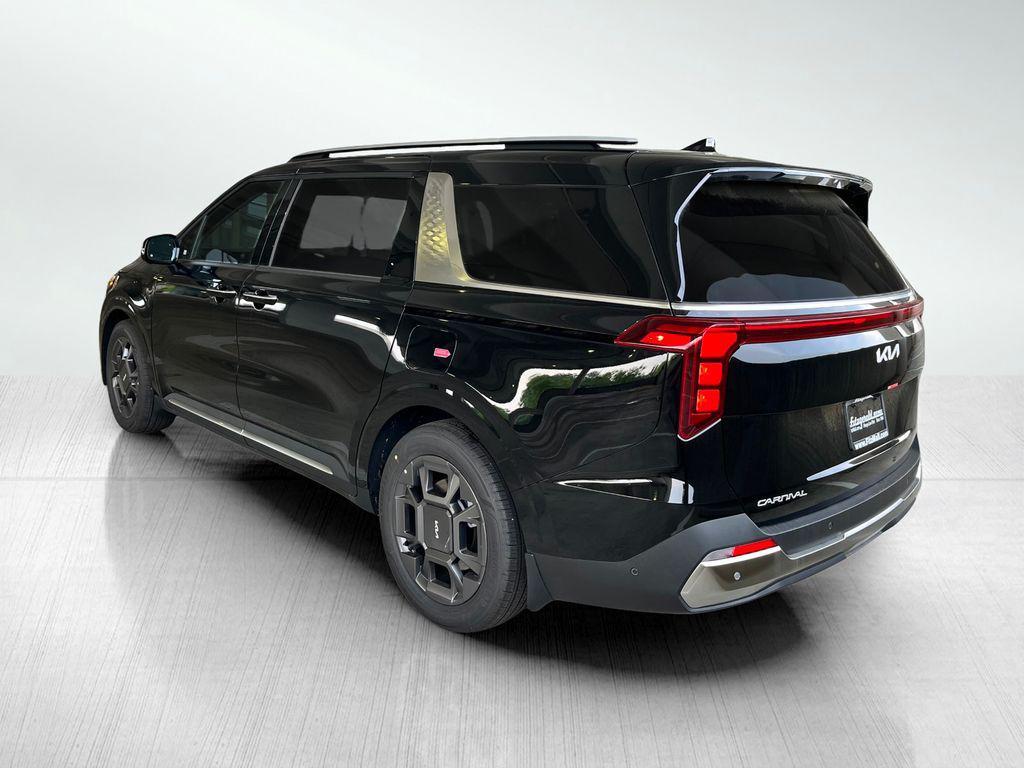 new 2025 Kia Carnival car, priced at $47,388