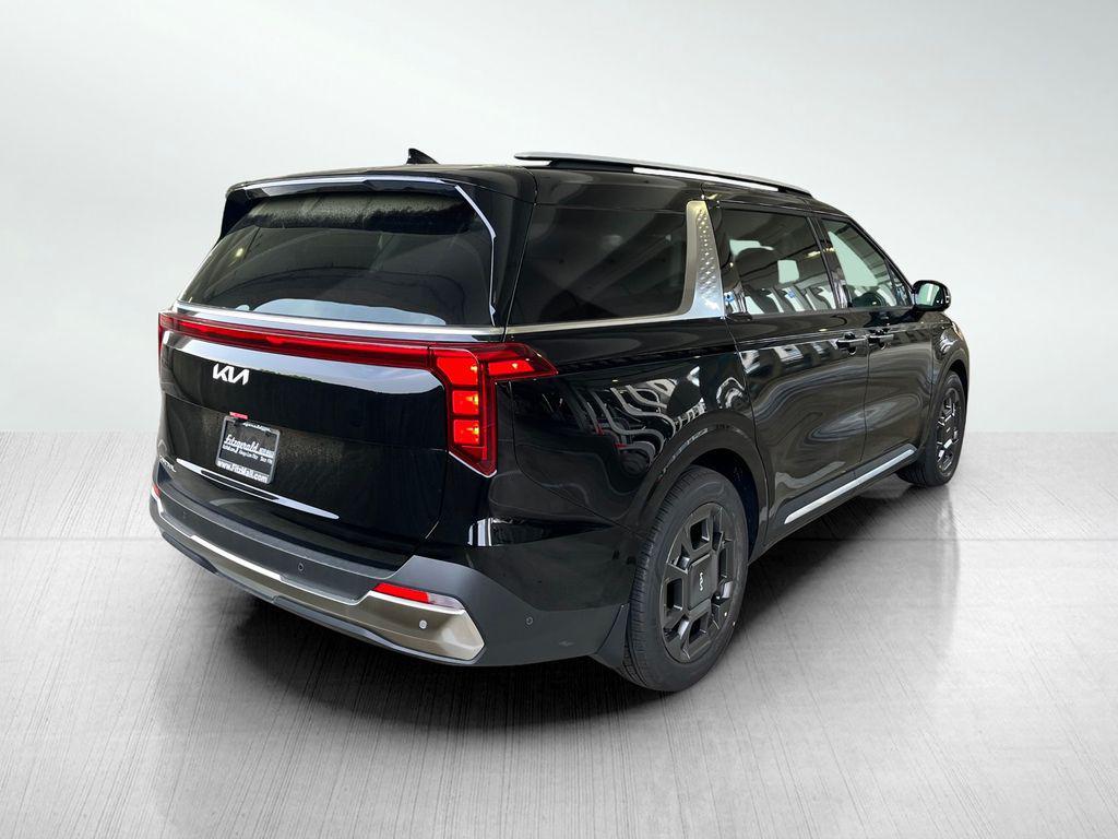 new 2025 Kia Carnival car, priced at $47,388