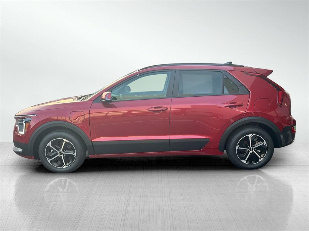 new 2025 Kia Niro Plug-In Hybrid car, priced at $36,069