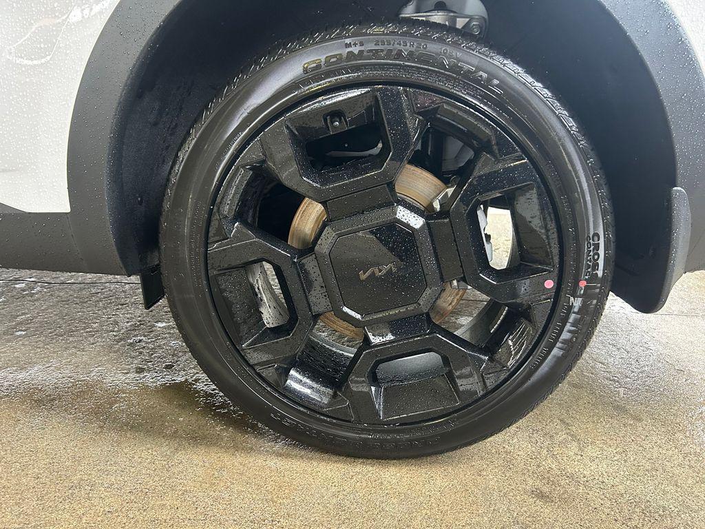 new 2025 Kia Sorento car, priced at $40,492