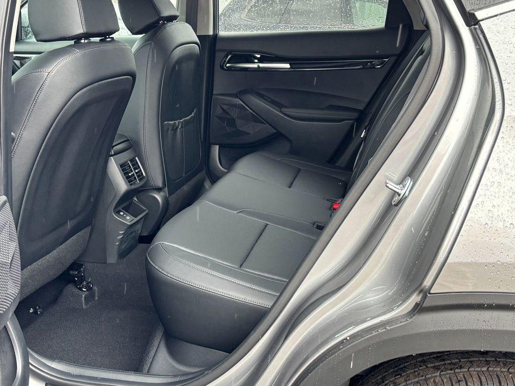 new 2025 Kia Seltos car, priced at $27,751