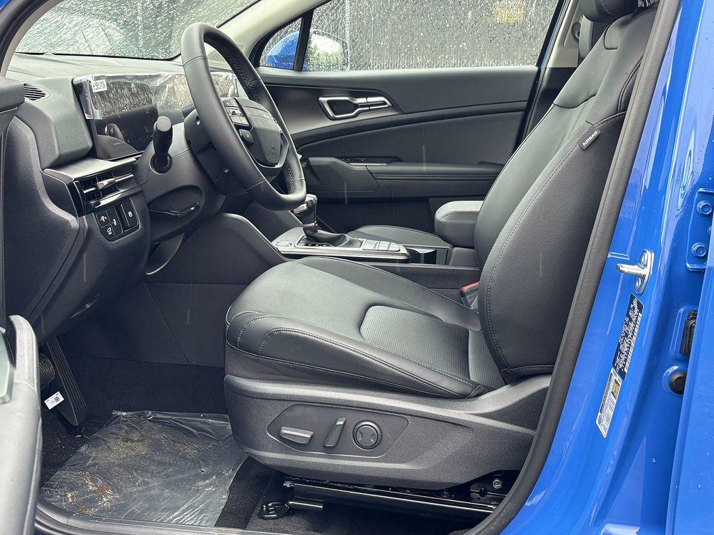 new 2026 Kia Sportage car, priced at $30,927
