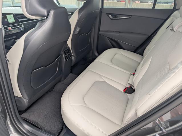 new 2025 Kia Niro car, priced at $31,657