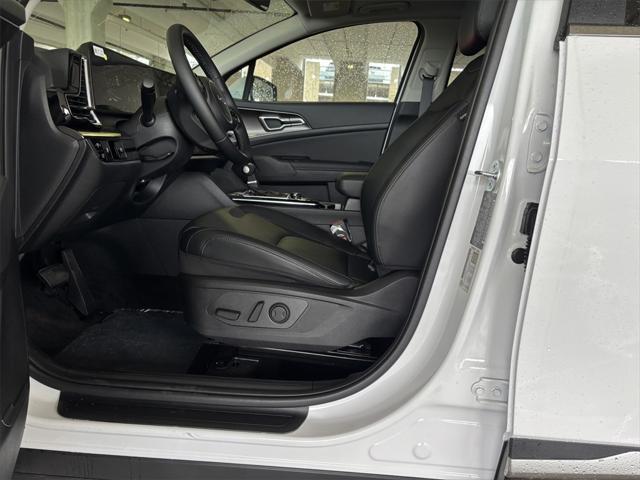 new 2025 Kia Sportage car, priced at $34,544