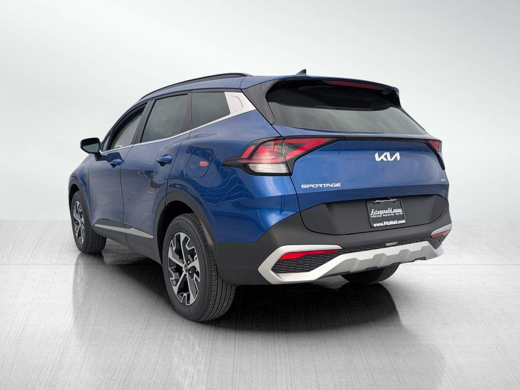new 2025 Kia Sportage car, priced at $32,421