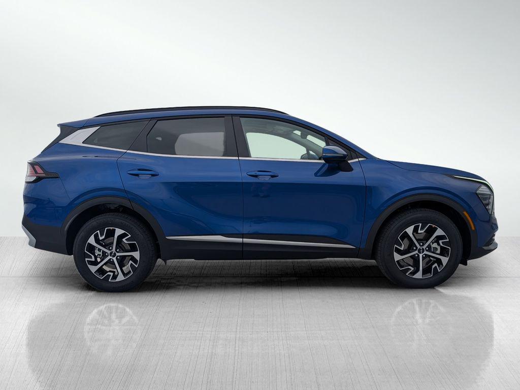 new 2025 Kia Sportage car, priced at $32,421