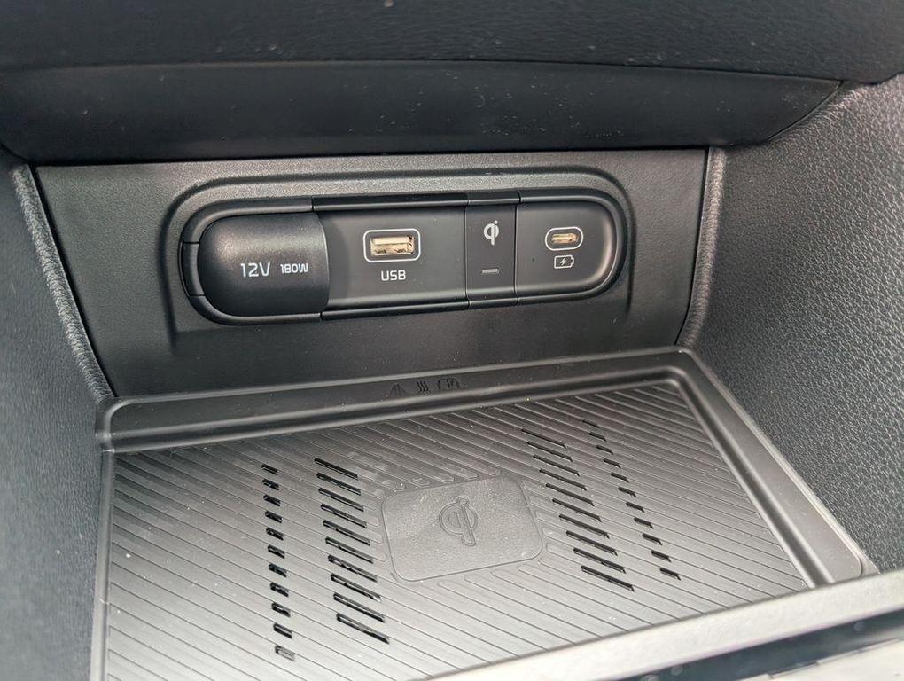 new 2025 Kia Sportage car, priced at $32,421