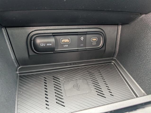 new 2025 Kia Sportage car, priced at $32,921