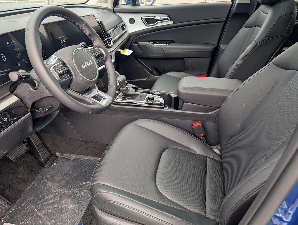 new 2025 Kia Sportage car, priced at $32,421
