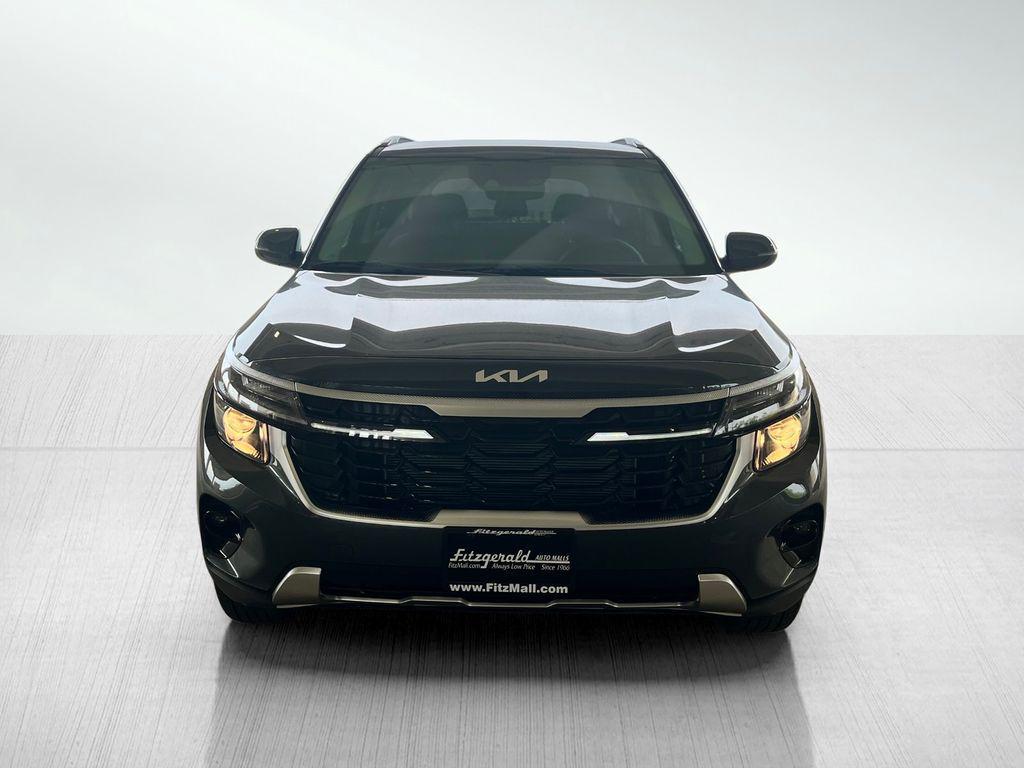 new 2025 Kia Seltos car, priced at $27,945