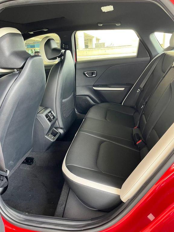 new 2025 Kia K4 car, priced at $28,448