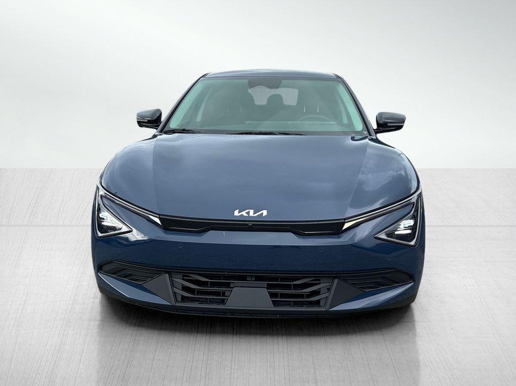 new 2025 Kia EV6 car, priced at $44,231