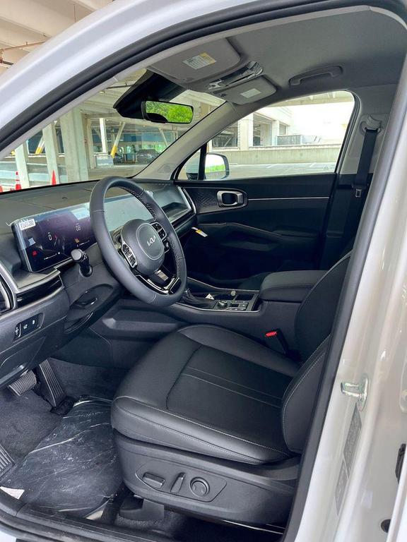 new 2025 Kia Sorento car, priced at $38,326