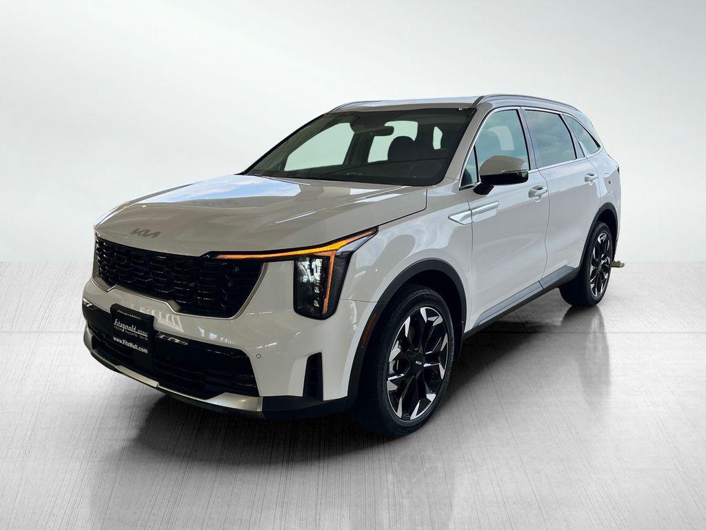 new 2025 Kia Sorento car, priced at $38,326