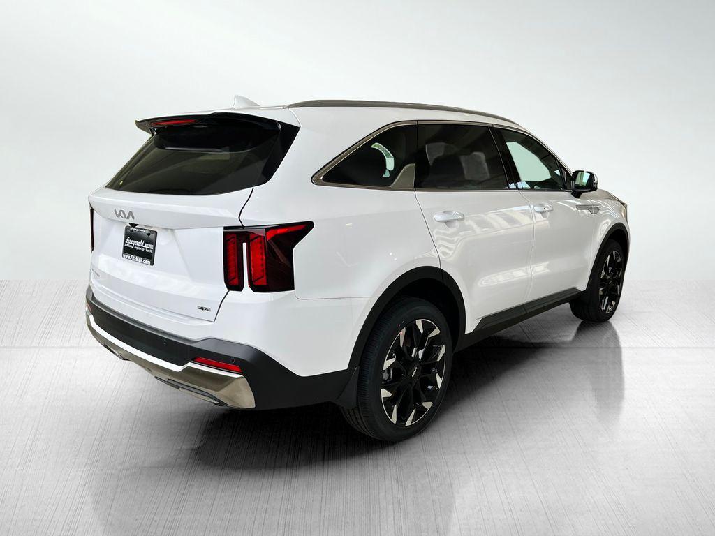 new 2025 Kia Sorento car, priced at $38,326