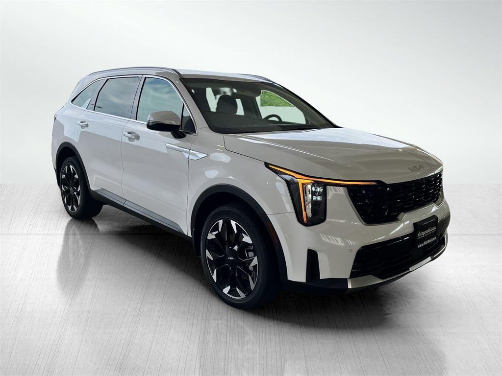 new 2025 Kia Sorento car, priced at $38,076
