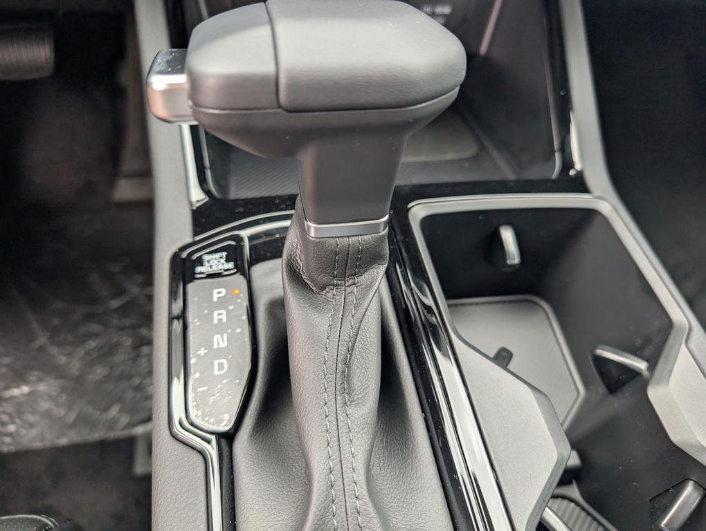 new 2025 Kia K5 car, priced at $29,653