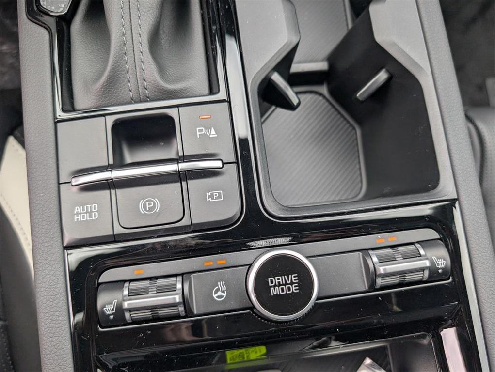 new 2025 Kia K5 car, priced at $30,153