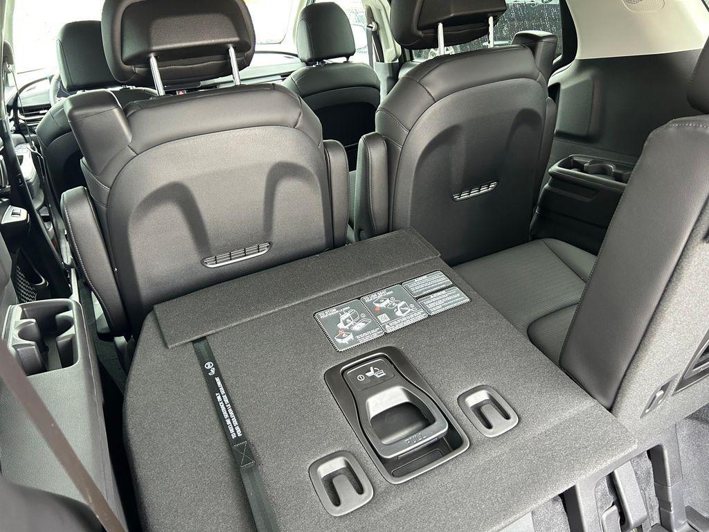 new 2026 Kia Carnival car, priced at $50,407