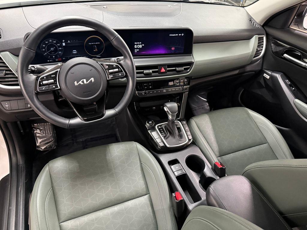 used 2024 Kia Seltos car, priced at $24,988