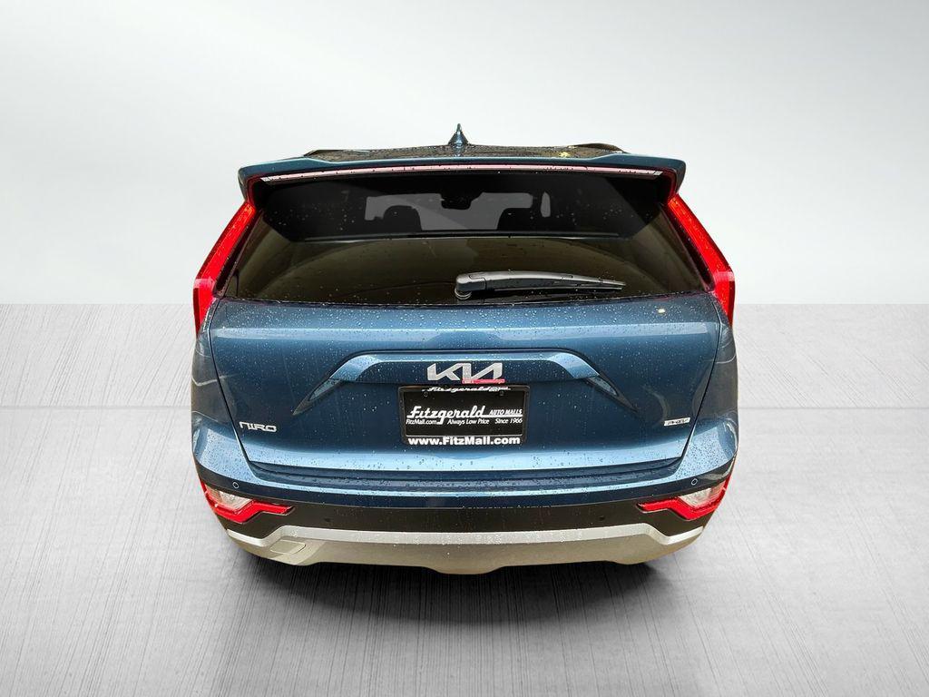 new 2025 Kia Niro Plug-In Hybrid car, priced at $34,027