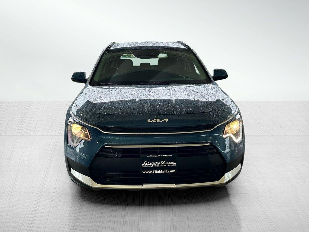 new 2025 Kia Niro Plug-In Hybrid car, priced at $34,027