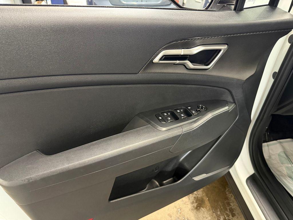 used 2023 Kia Sportage Hybrid car, priced at $22,988