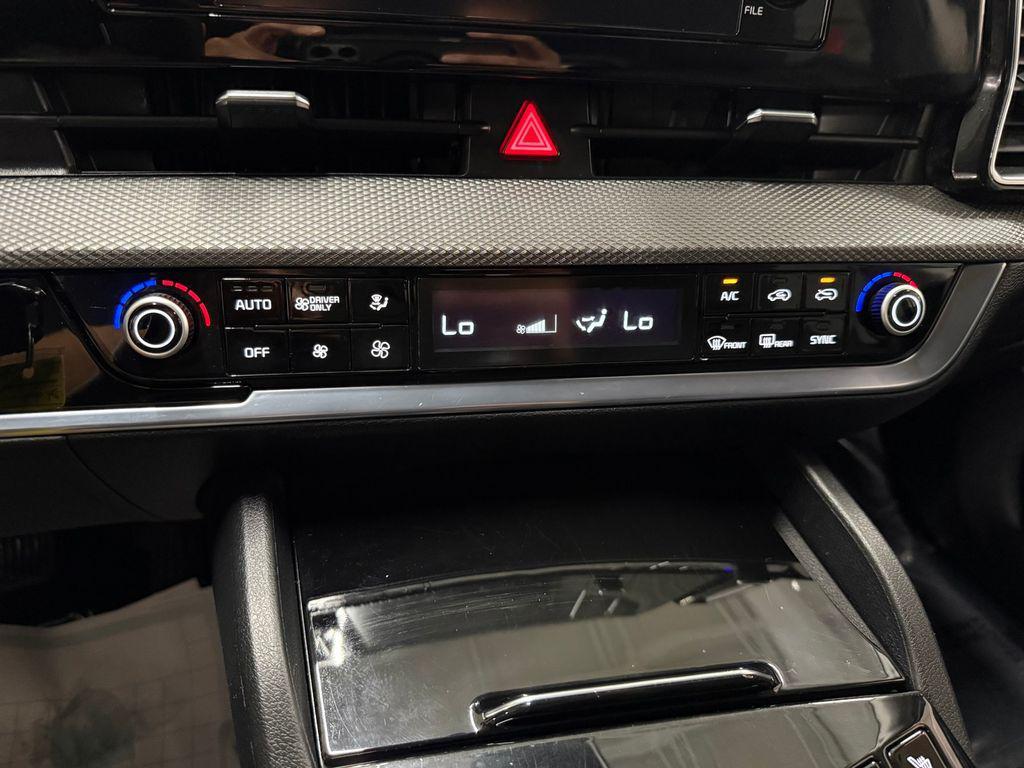 used 2023 Kia Sportage Hybrid car, priced at $22,988