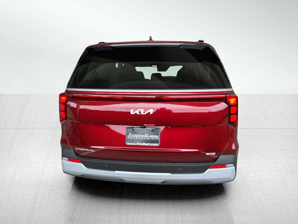 new 2026 Kia Carnival Hybrid car, priced at $43,622