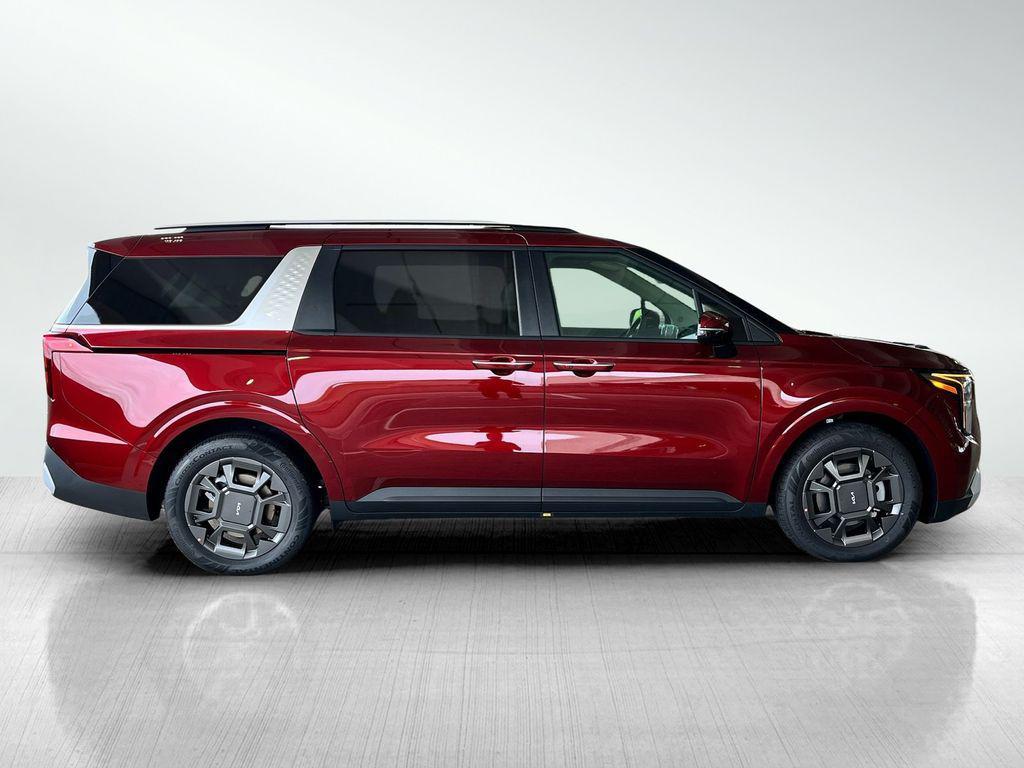 new 2026 Kia Carnival Hybrid car, priced at $43,622