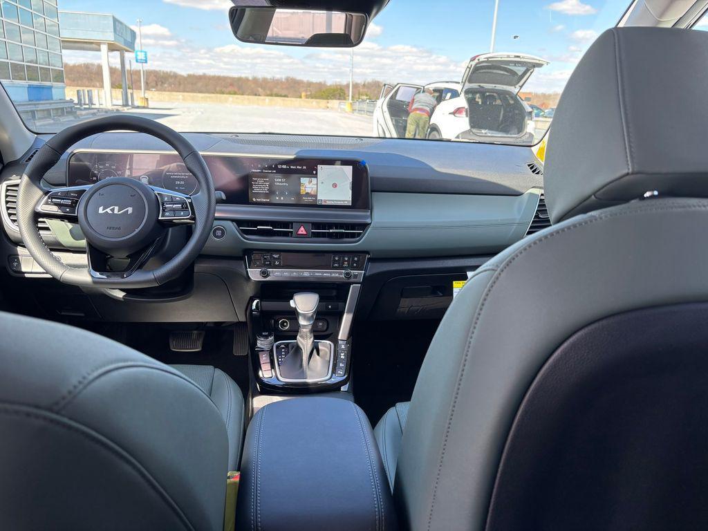 new 2025 Kia Seltos car, priced at $31,428