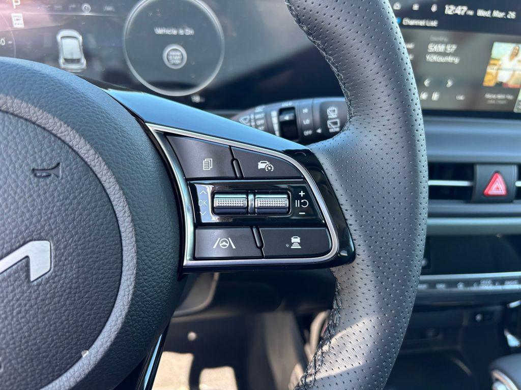new 2025 Kia Seltos car, priced at $31,428