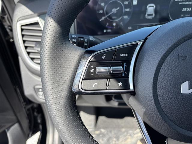 new 2025 Kia Seltos car, priced at $33,428