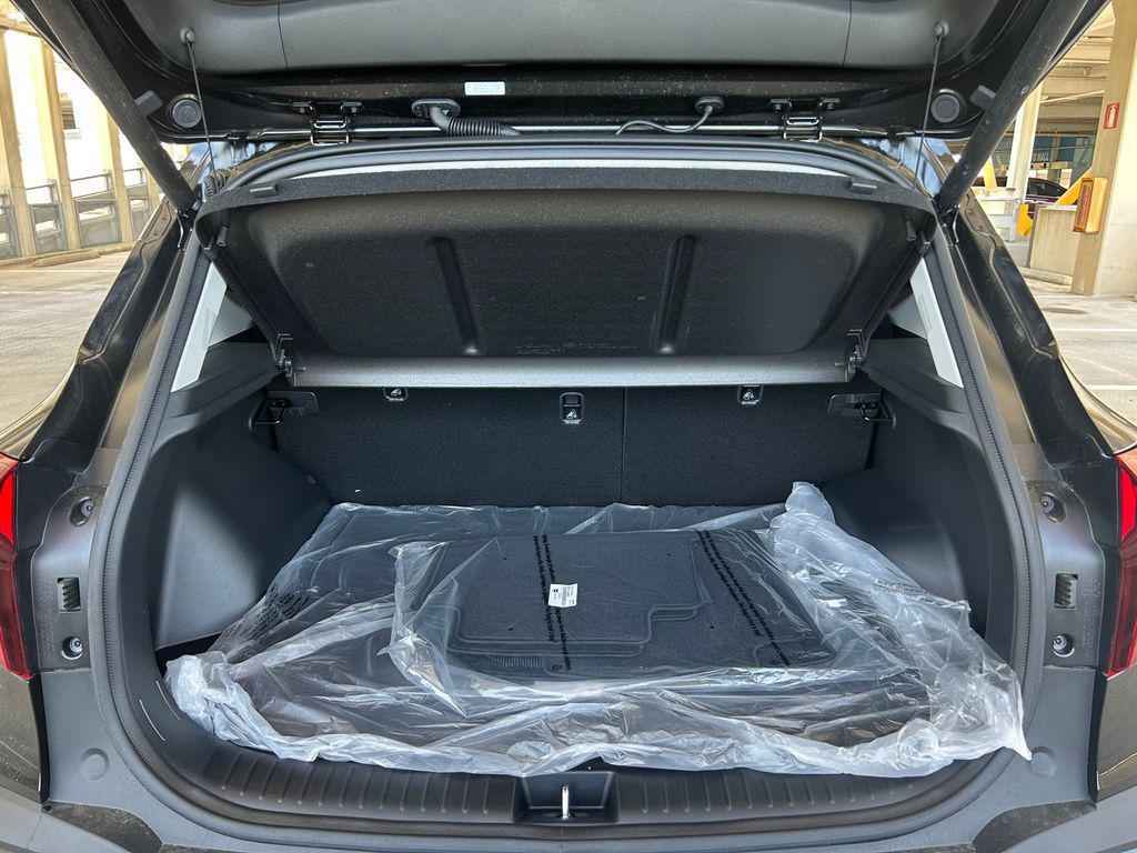 new 2025 Kia Seltos car, priced at $28,317