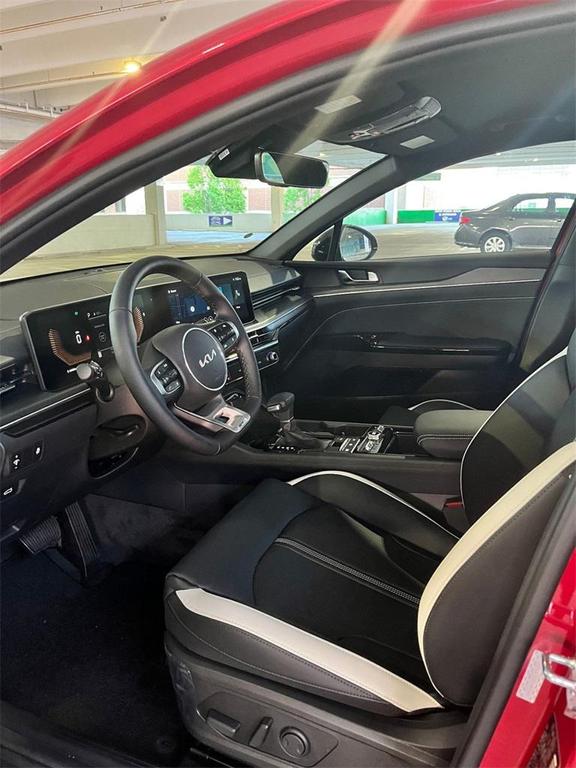 new 2025 Kia K5 car, priced at $30,619