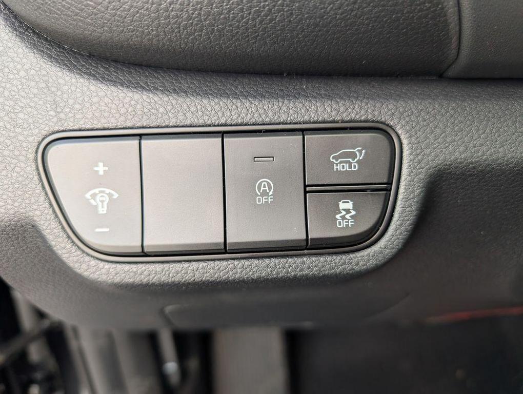 new 2025 Kia Seltos car, priced at $27,945