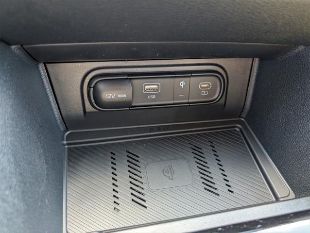 new 2025 Kia Sportage car, priced at $34,088