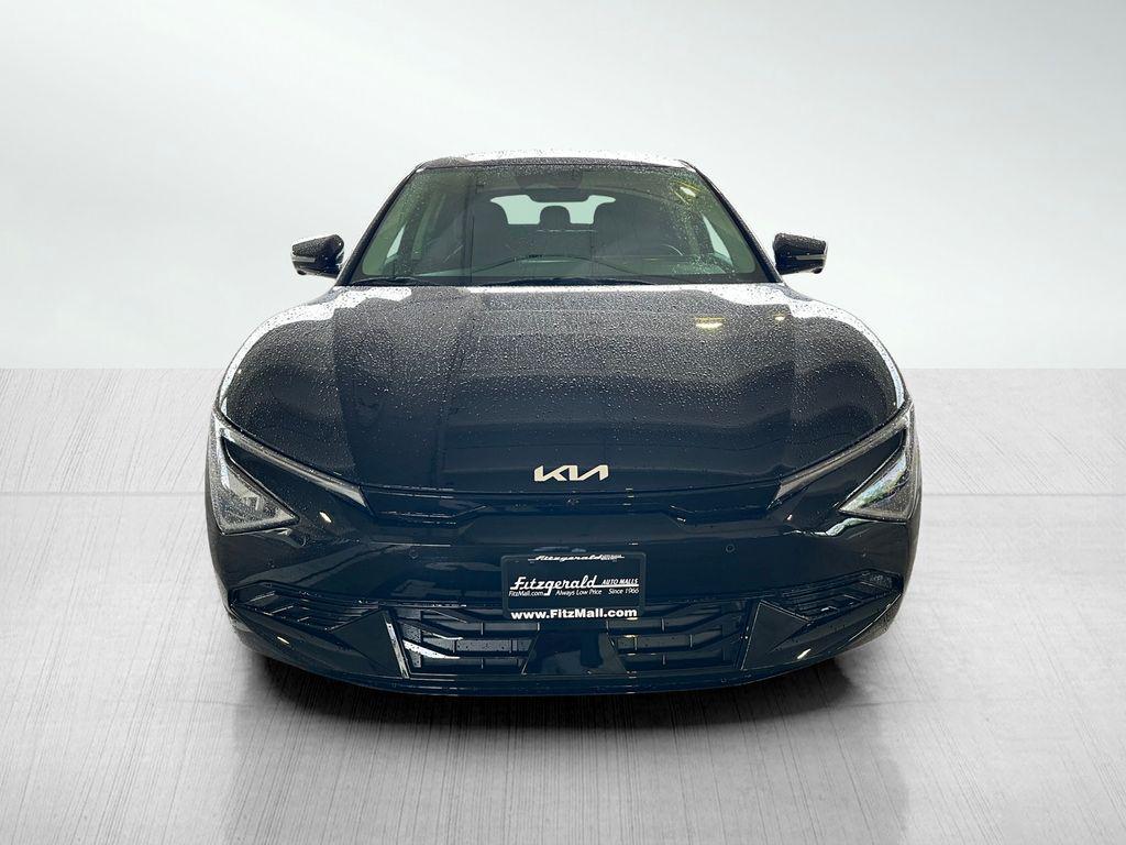 new 2025 Kia EV6 car, priced at $46,704