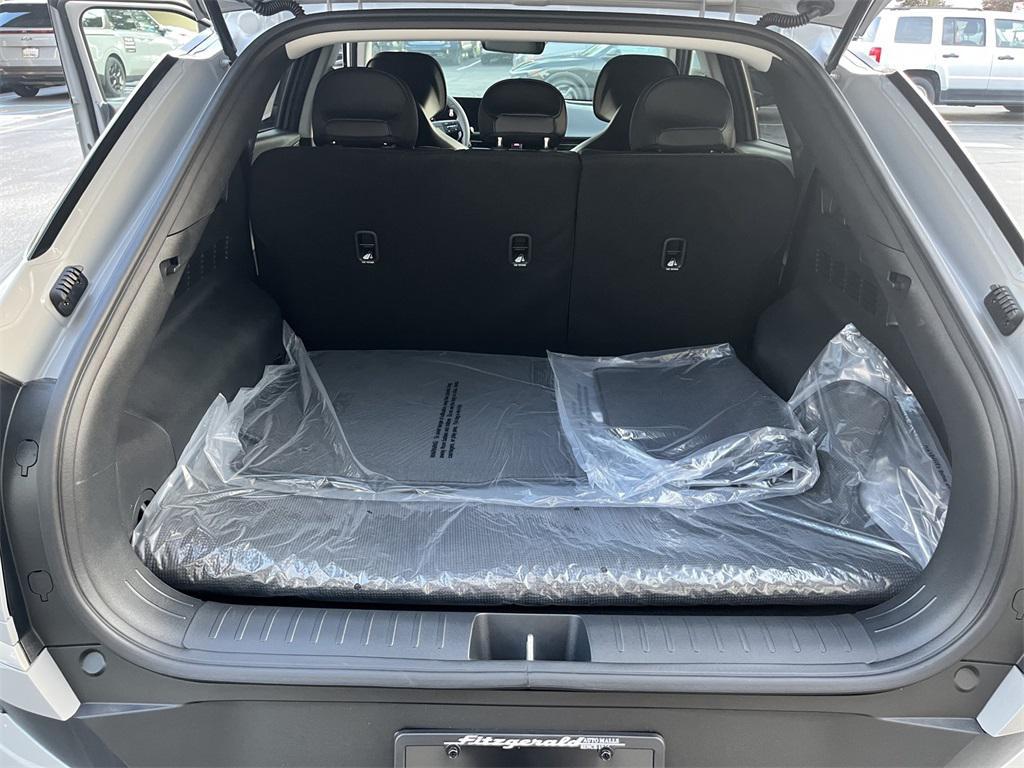 new 2025 Kia EV6 car, priced at $45,336