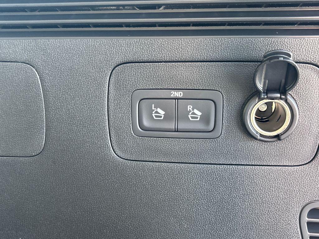 new 2026 Kia Sorento car, priced at $36,627