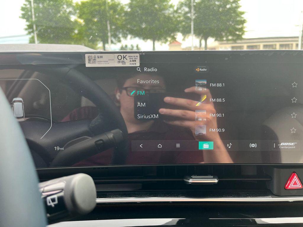 new 2025 Kia Carnival car, priced at $52,424