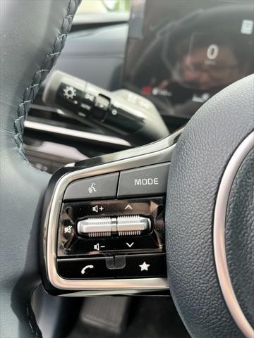 new 2025 Kia Carnival car, priced at $54,424