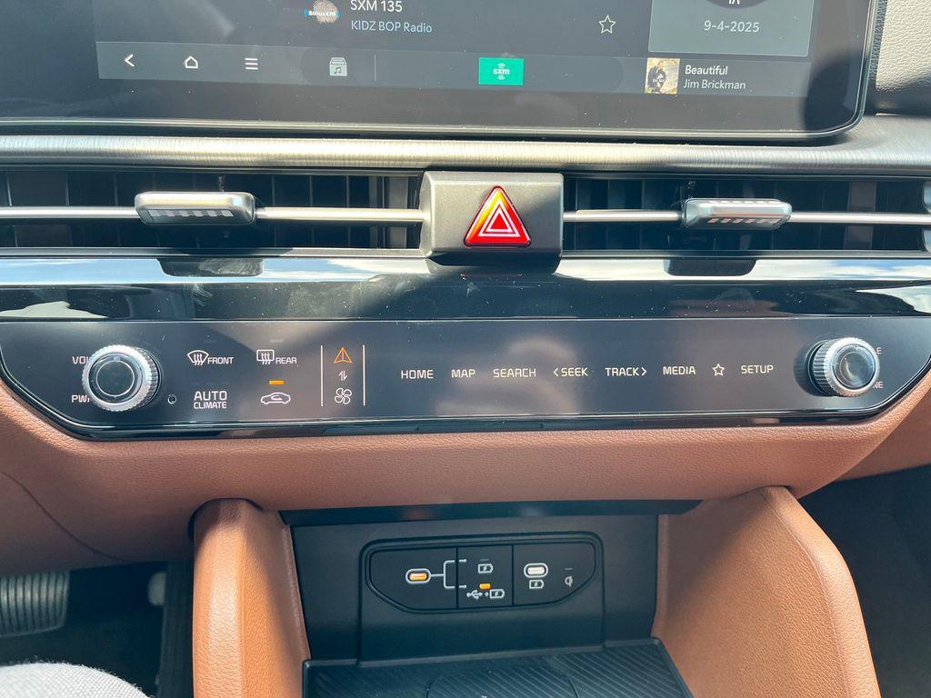 new 2026 Kia Sportage car, priced at $32,610