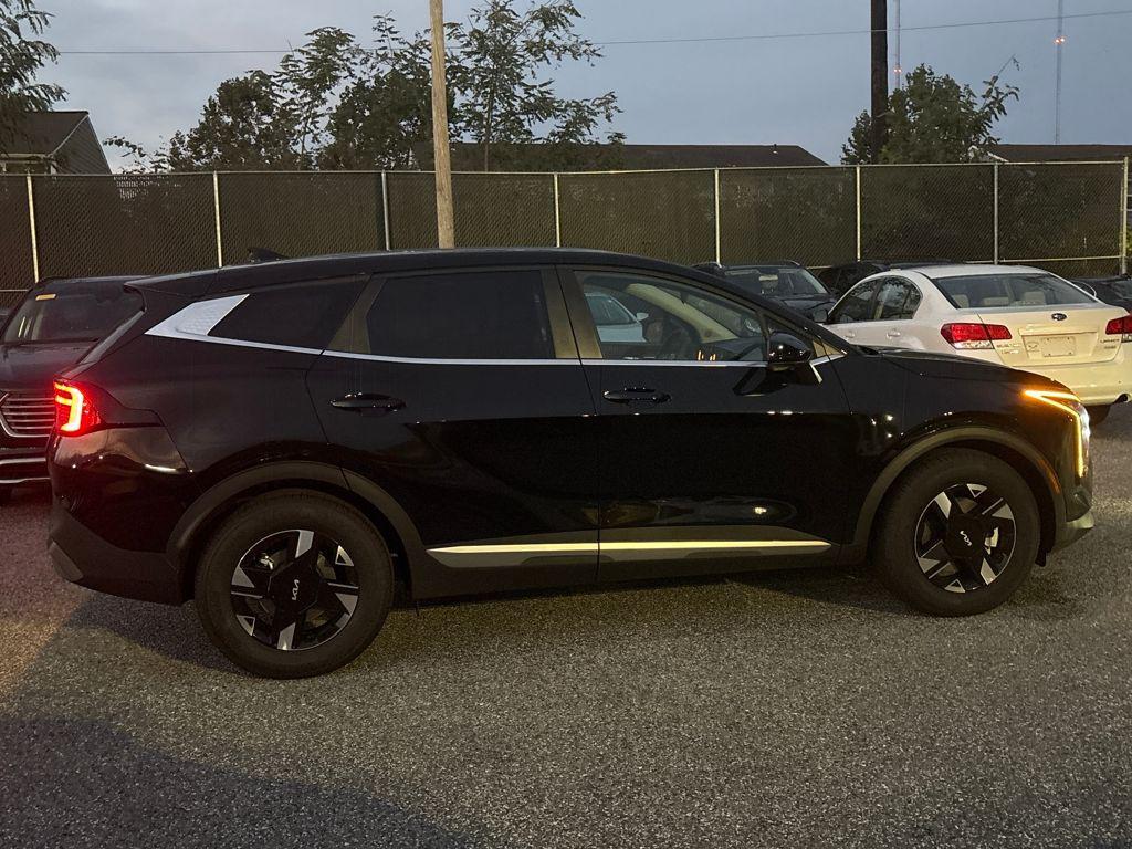 new 2026 Kia Sportage car, priced at $28,672