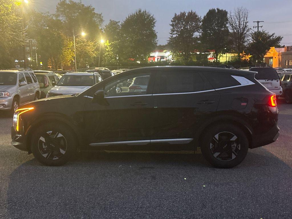 new 2026 Kia Sportage car, priced at $28,672