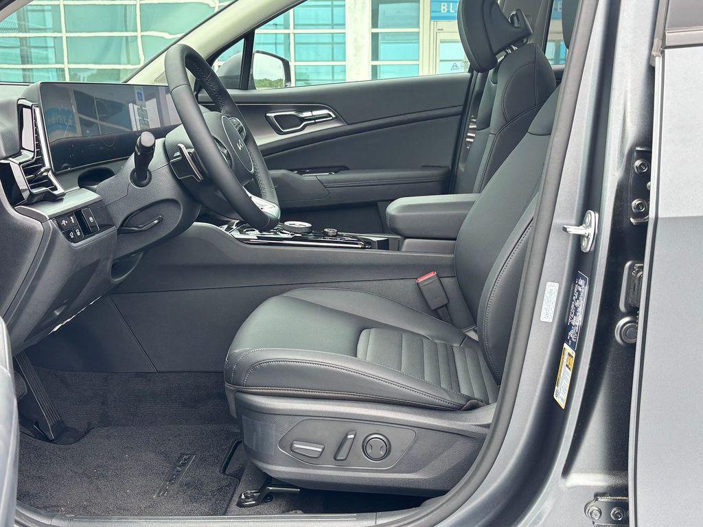 new 2025 Kia Sportage Hybrid car, priced at $38,295