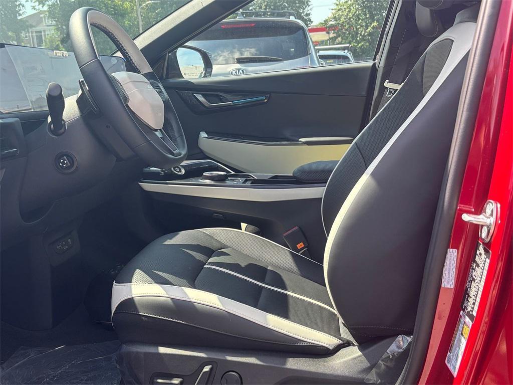 new 2025 Kia EV6 car, priced at $53,642